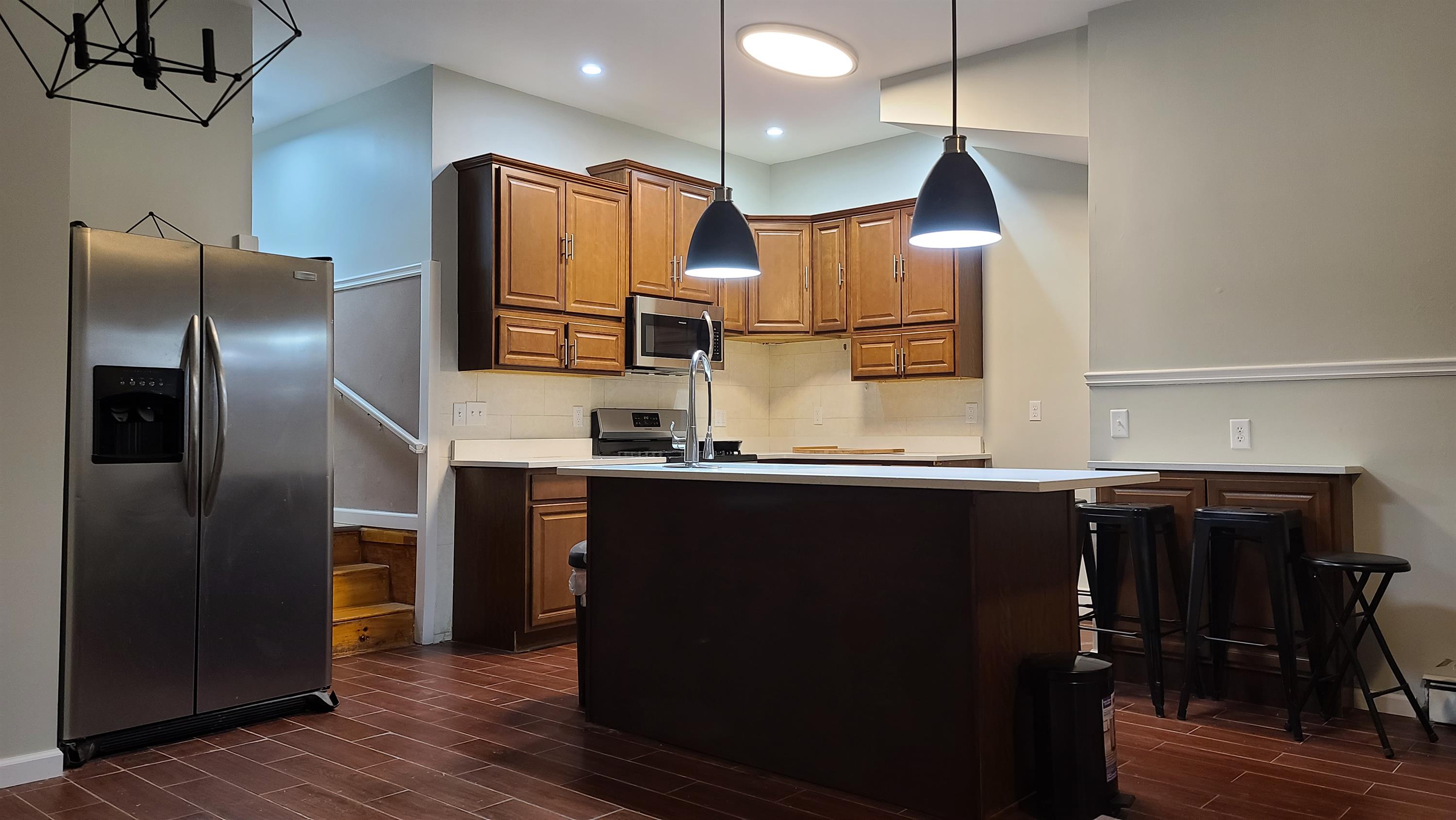 136 9th St - Unit 1