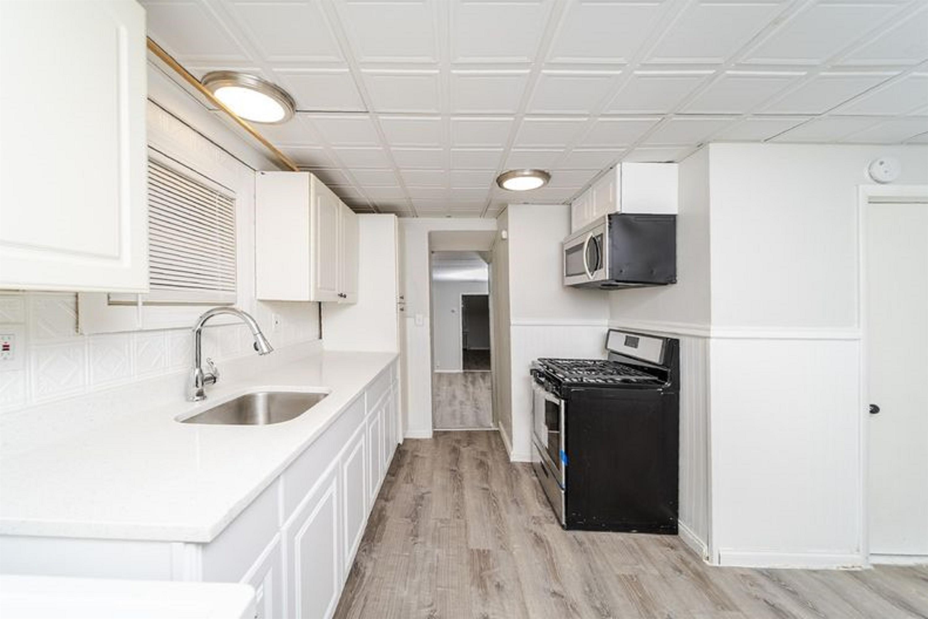169 Hutton St - Unit 1