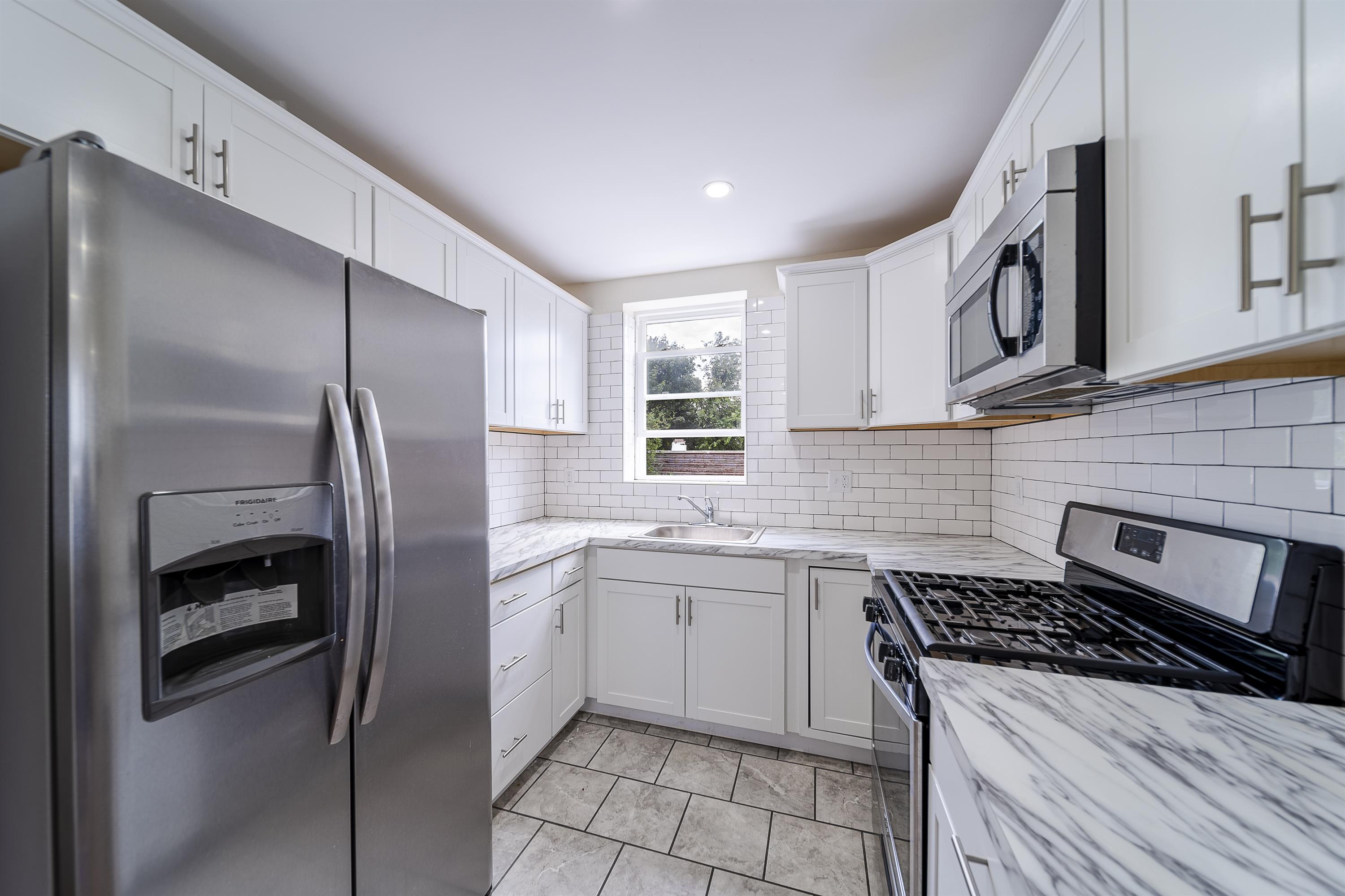 136 9th St - Unit 3